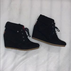 Black booties size 7